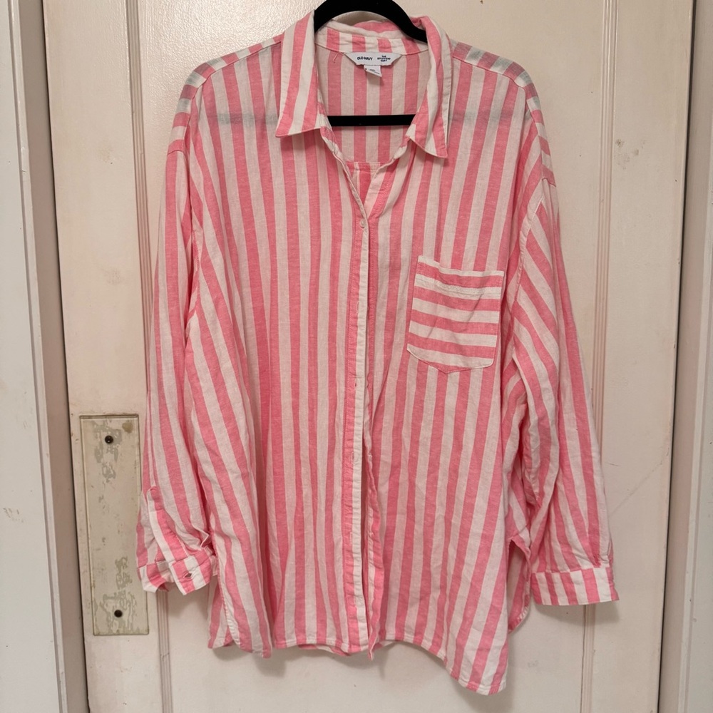 Old Navy Pink Striped Button-Up Shirt